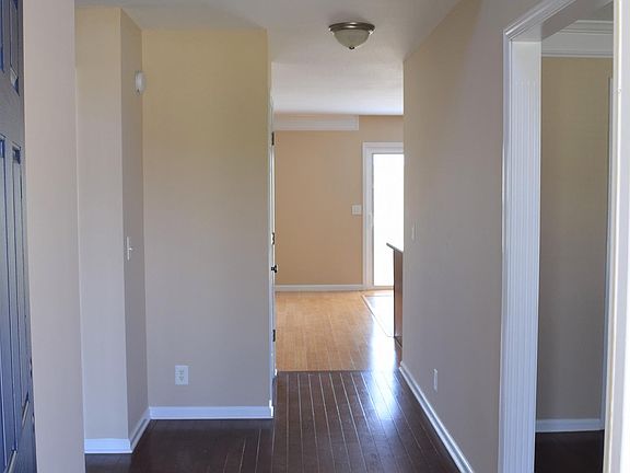 3rd image of 2469 Hattington Dr