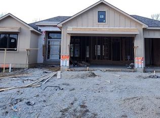 2505 NE Amanda Ln, Blue Springs, MO 64029