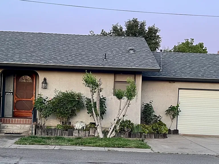 17364 N Bruella Rd — Photo 1