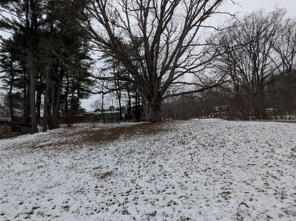 41 Fuller Rd, Binghamton, NY 13901