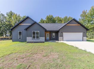 240 Berkshire Dr, Poplar Bluff, MO 63901
