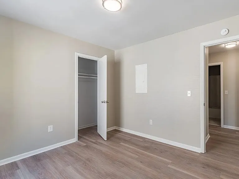 7305 Patterson Rd — Photo 11