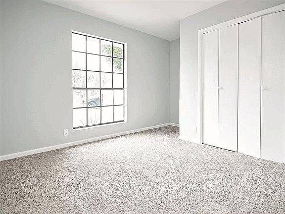 Secondary bedroom