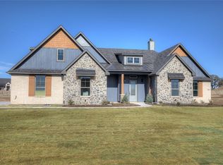 2059 Sunset Ridge Dr, Weatherford, TX 76087