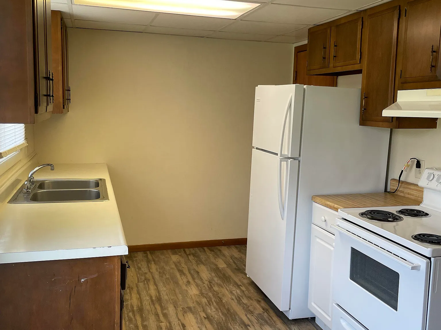 2 bed, $1,025 — Photo 2