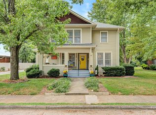 123 W 8th St, Newton, NC 28658