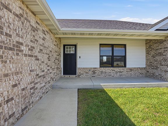 4th image of 4717 S 124th Road