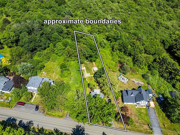 2nd image of 128 Lighthouse Rd