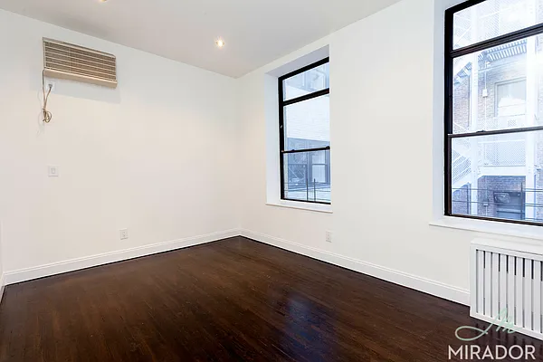 Rented by Mirador Real Estate | media 3