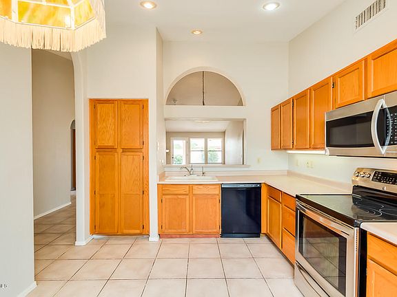 2nd image of 17305 E La Pasada Dr