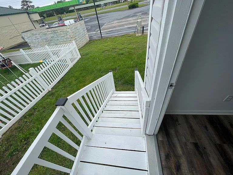 625 S 2nd Ave — Photo 7