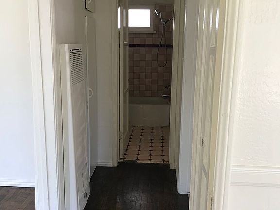 5th image of 242 E Alexander Ave #92404