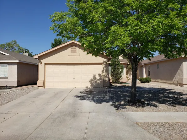 631 Vista Luna Ln SW, Albuquerque, NM 87121