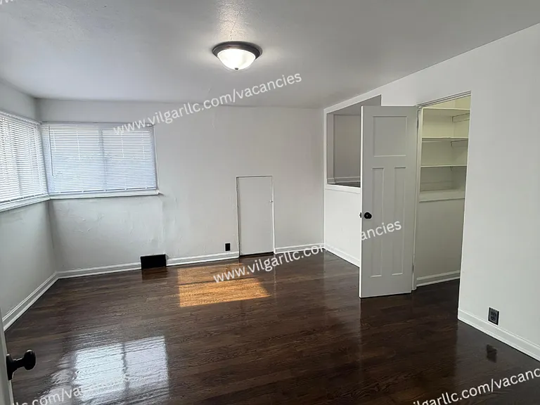600 W 46th Ave — Photo 29