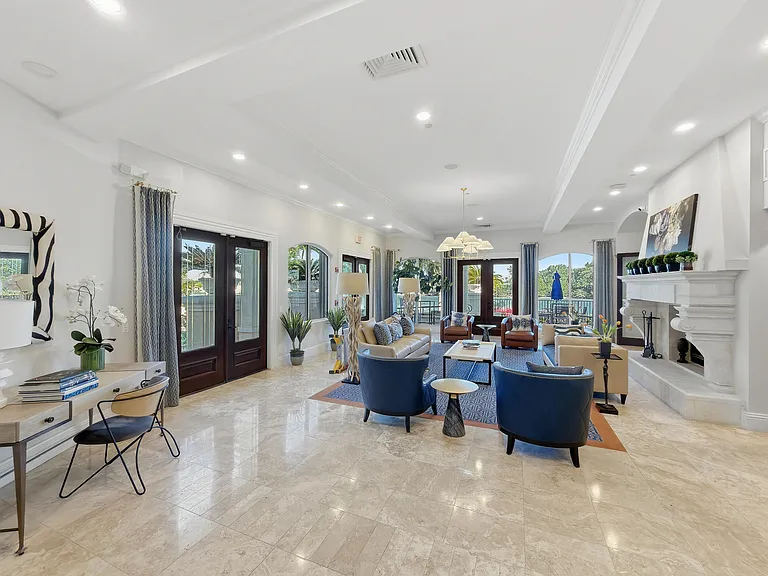 3221 Tuscany Way #3221 — Photo 36