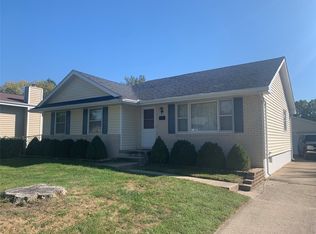 3101 E 42nd Ct, Des Moines, IA 50317