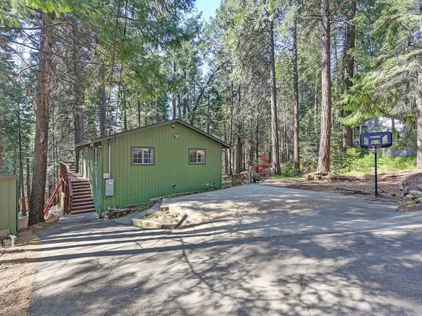 3300 Hazel St, Pollock Pines, CA 95726
