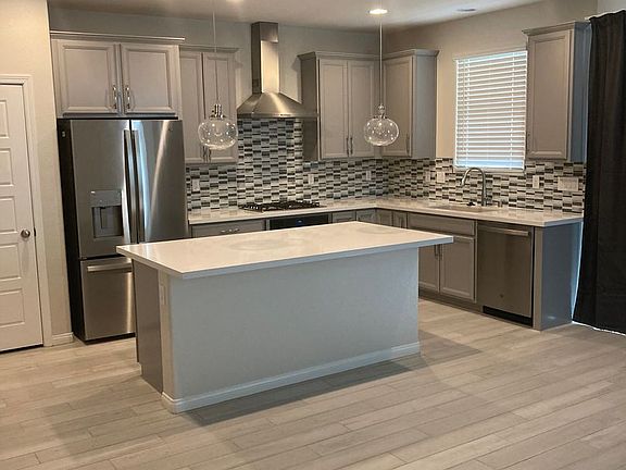 5th image of 4485 Frias Falls Ave