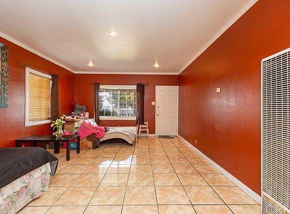3rd image of 2506 W Stanford St