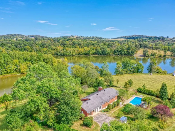 505 Oldham Rd, Hartsville, TN 37074