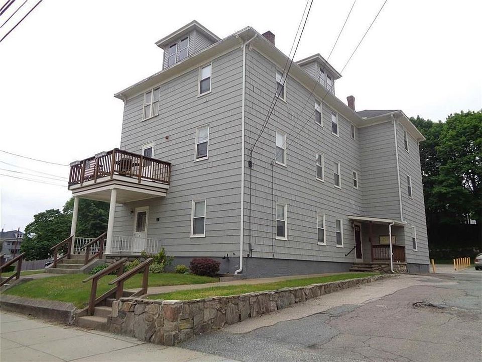 1st image of 71 Hamlet Ave Unit 1R