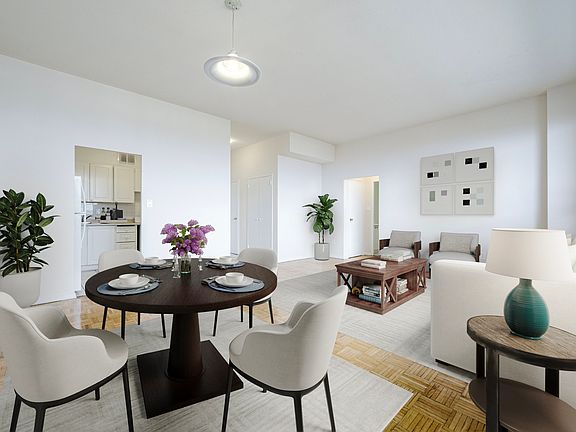 3rd image of 2550 Kingston Rd #401