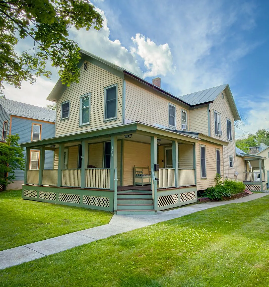 3 bed, 2314 sqft, $3,450 — Photo 1