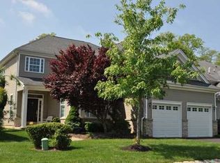 127 Crescent Way, Monroe Township, NJ 08831