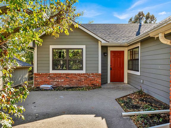 Open front patio area