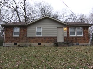 719 Kingsbury Rd, Clarksville, TN 37040