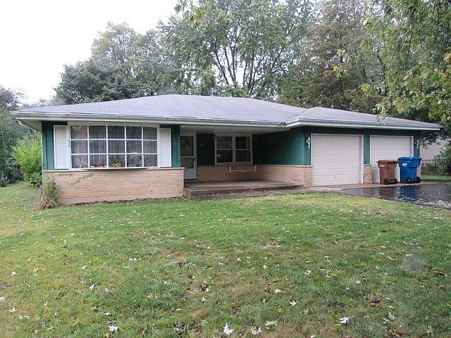 2nd image of 466 Dinah Rd