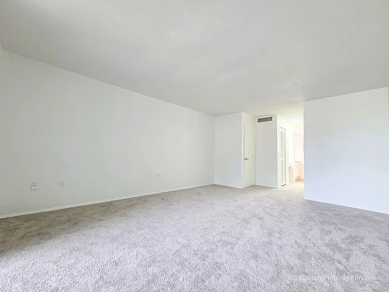 711 SW 75th St #106 — Photo 14