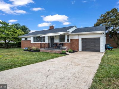 395 Hill N Dale South Dr S, York, PA, 17403