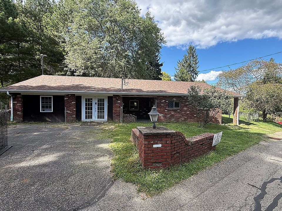 1st image of 3043 Fairview Rd