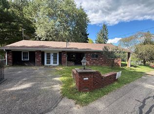 3043 Fairview Rd, Gibsonia, PA 15044