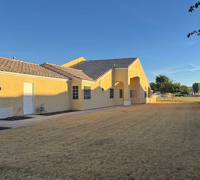 2982 Camino Del Rio — Photo 1