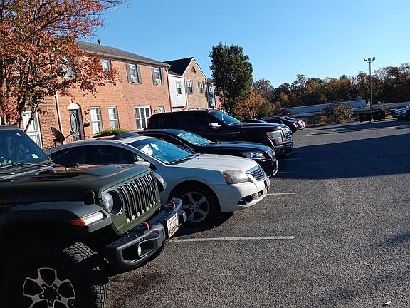 5th image of 1971 Addison Rd S