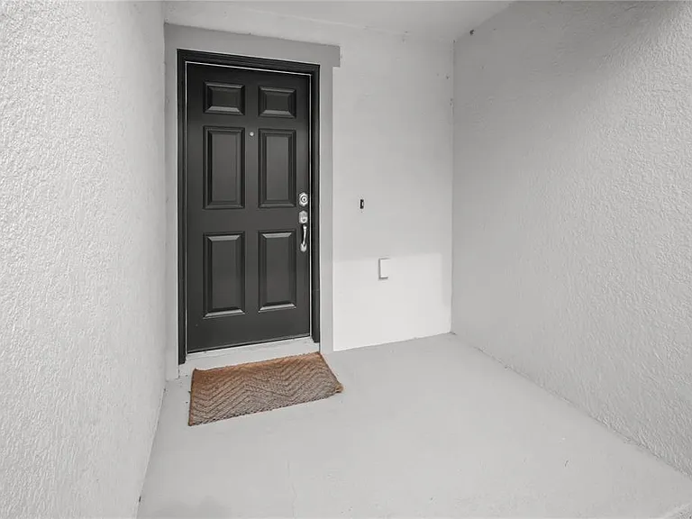 2726 Idyll Lakes Cir — Photo 3