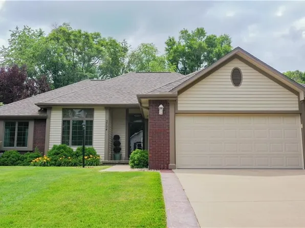 3704 Wheatridge Dr, Saint Joseph, MO 64506