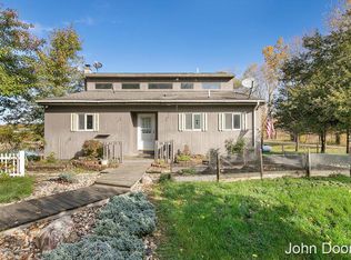 820 Watts Rd, Allegan, MI 49010