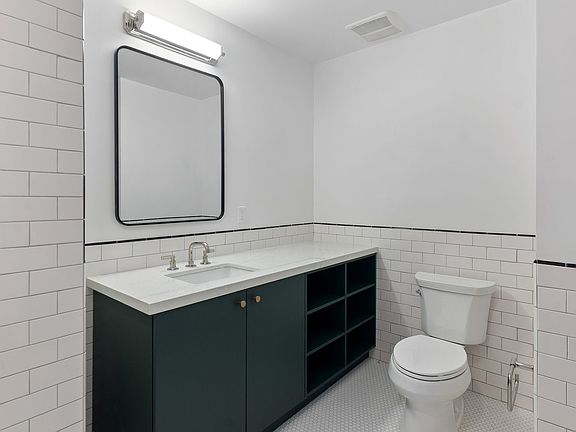 3rd image of 11908 Exposition Blvd #403