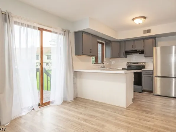131 Mcpeek Rd, Andover Twp., NJ 07848