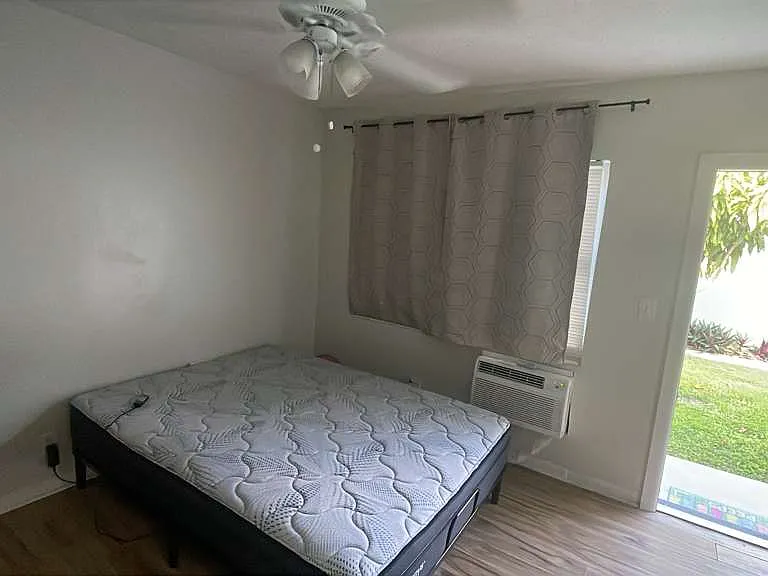 3071 NW 9th Ave #4 — Photo 7