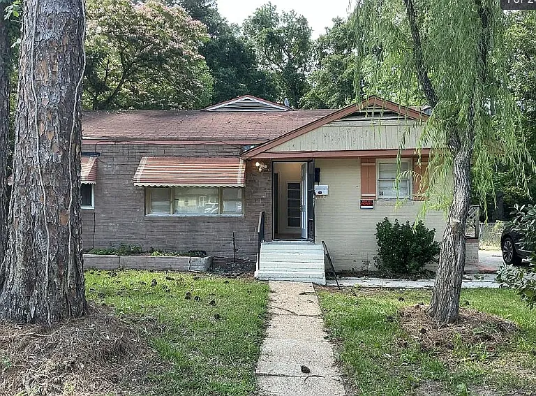3922 Evergreen St #MAIN — Photo 1