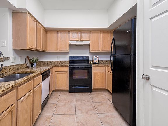 4th image of 700 Daniel Ellis Dr APT 3205