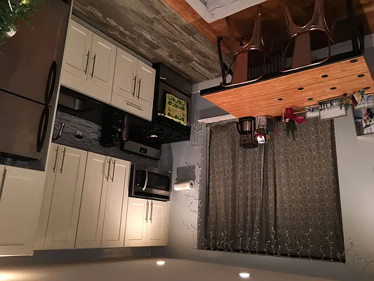 Rented by Clove Realty LLC | media 1