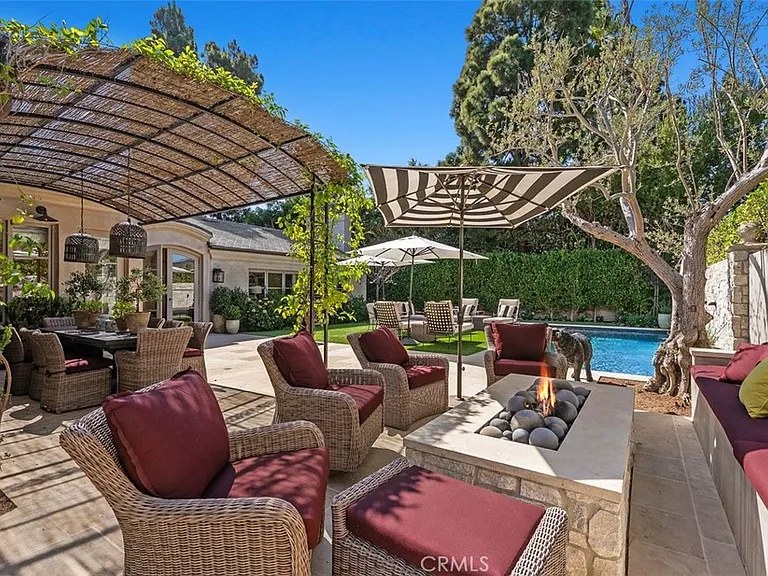 4 Winged Foot Ln — Photo 28