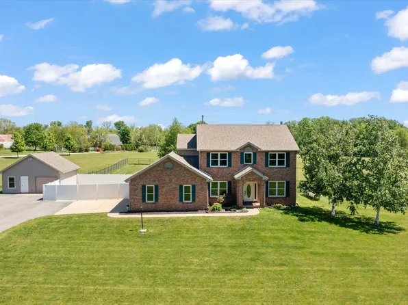 302 County Road 2650 N, Mahomet, IL 61853