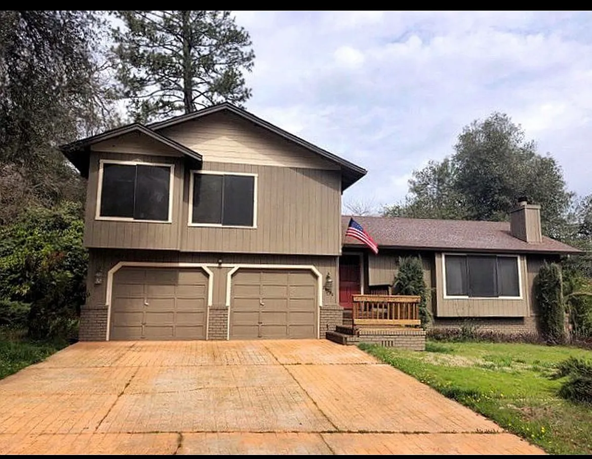 Resort Rd, Sonora — Photo 1
