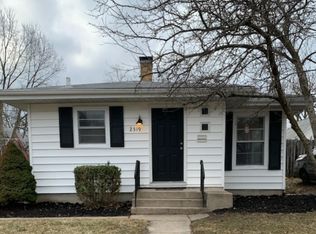 2319 Oakridge Rd, Fort Wayne, IN 46805